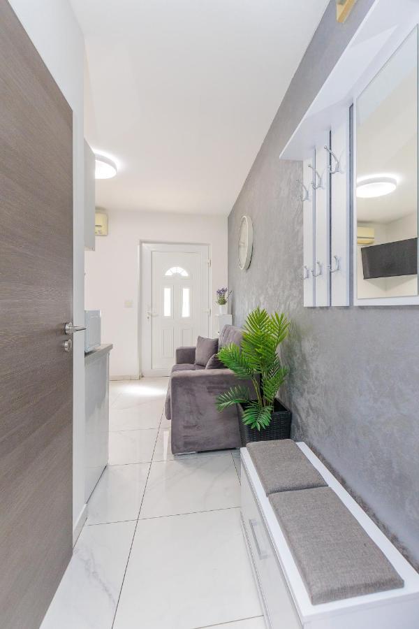 Apartment Ema Ζαντάρ Εξωτερικό φωτογραφία