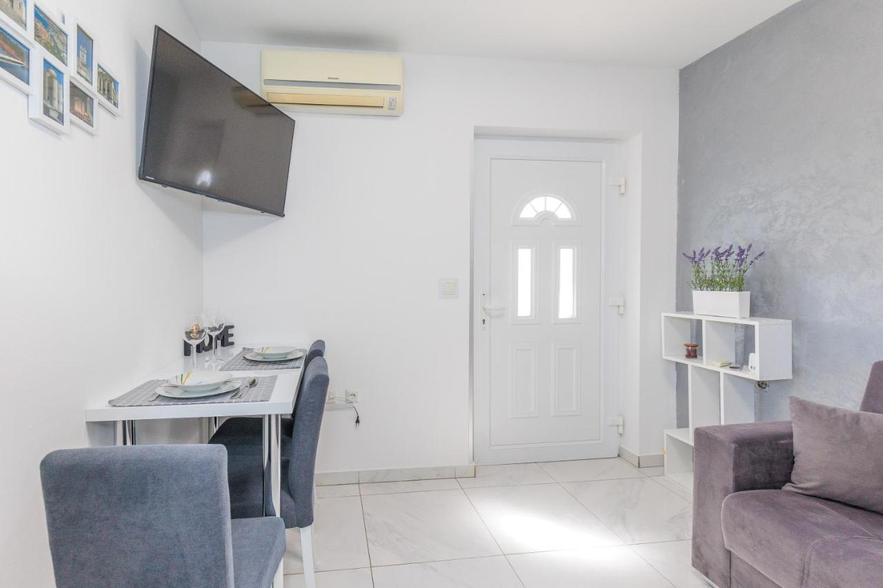 Apartment Ema Ζαντάρ Εξωτερικό φωτογραφία
