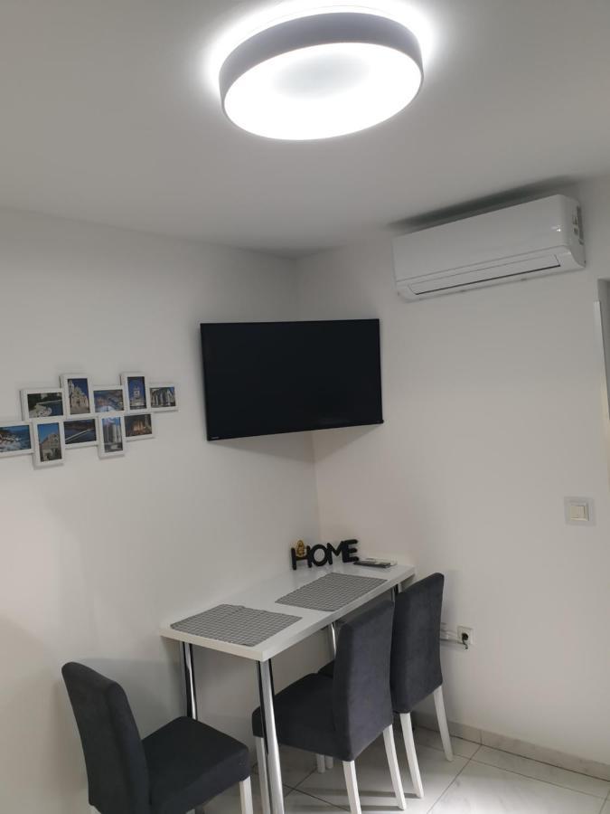 Apartment Ema Ζαντάρ Εξωτερικό φωτογραφία