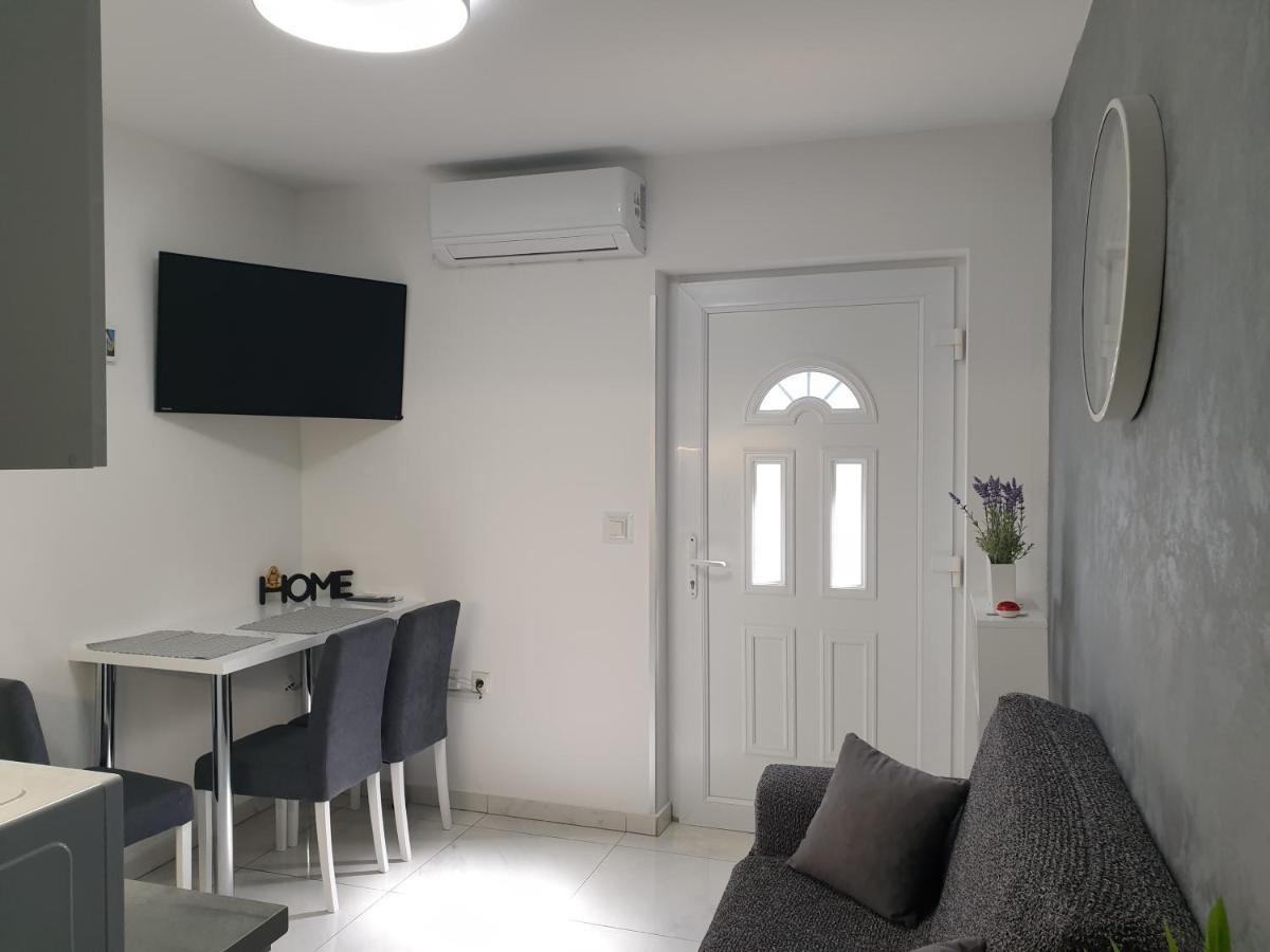Apartment Ema Ζαντάρ Εξωτερικό φωτογραφία